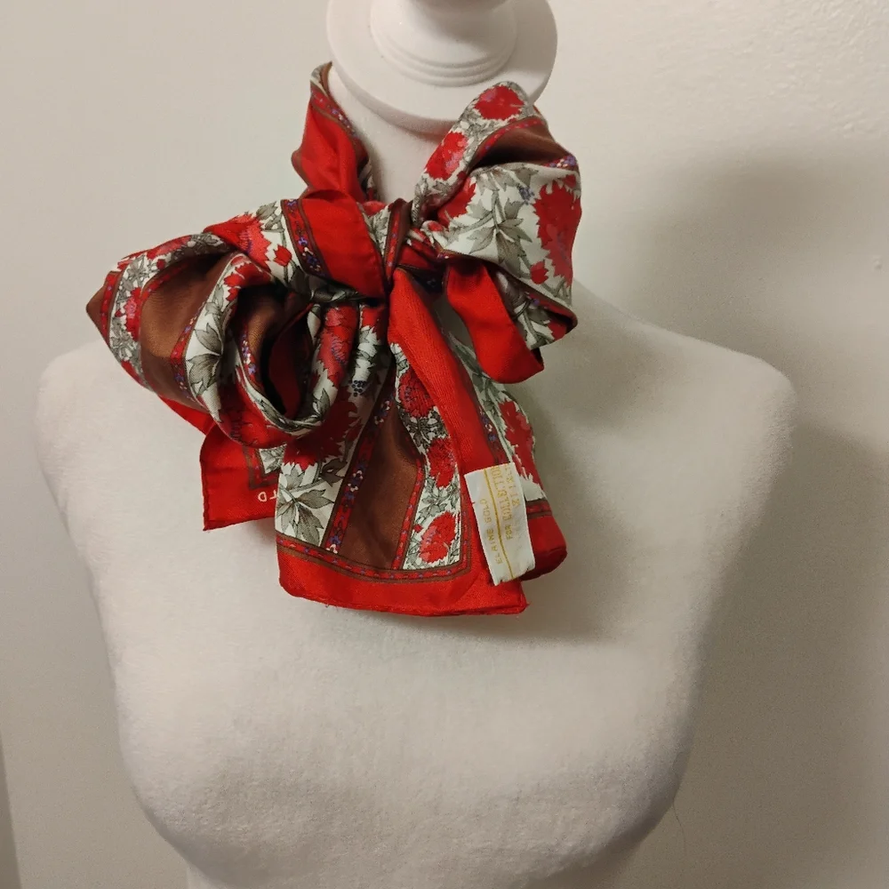 Vintage 1960s 1970s Floral Elaine Gold Scarf